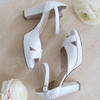 Salomé brides croisées cuir lisse blanc et paillettes
