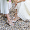 Sandale Charlotte à plateforme en velours blanc cassé et fines paillettes or blond