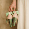 Sandales à talons vert et rose noeud et haut talon 
