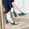 Chaussure à talon carré vert