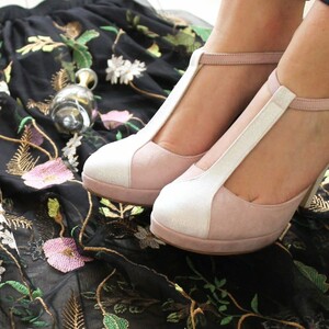 Chaussures de mariée rose pastel