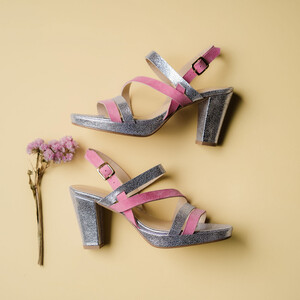 Sandale Emma plateforme en velours rose bonbon et irisé lilas
