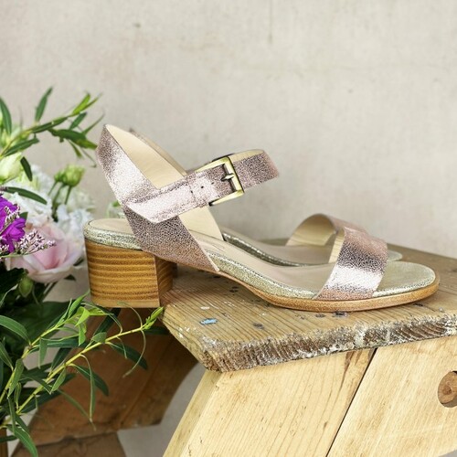Sandale rose gold petit talon