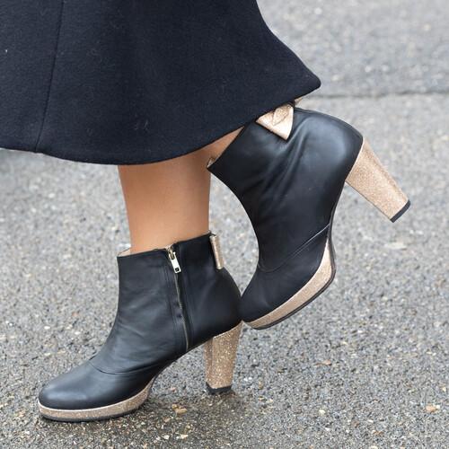 Bottines noires dorées paillettes noeud Bottines noires dorées paillettes noeud