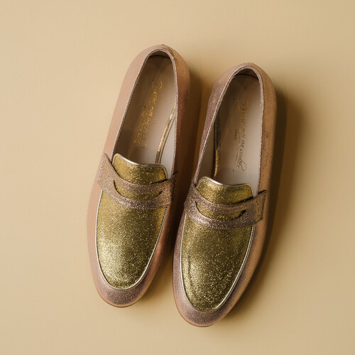Mocassin en irisé or rose, fine paillette or et champagne Mocassin de cérémonie doré