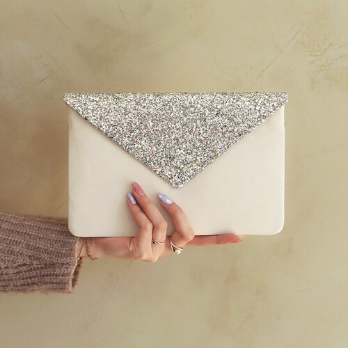 La pochette enveloppe